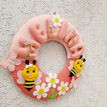 Guirlanda Decorativa de Feltro Abelhinha