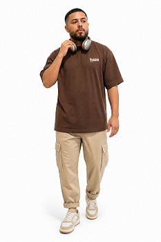 Camiseta Oversized Masculina Marrom Estampada Haze