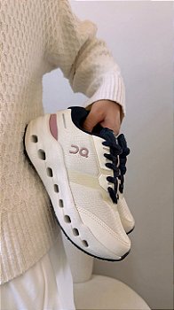 Tênis On Cloud Linha Luxo 💎 Feminino