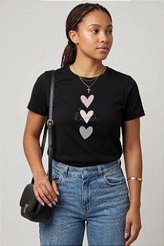 T-shirt Três Corações