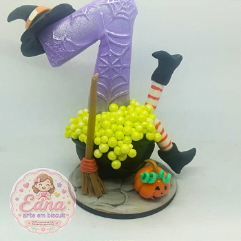 Vela decorada Bruxinha - pronta entrega