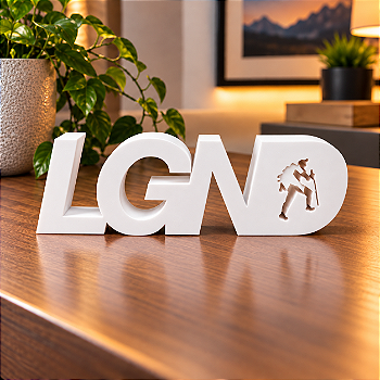 Letreiro branco LGND Legendário Decorativo em Impressão 3D