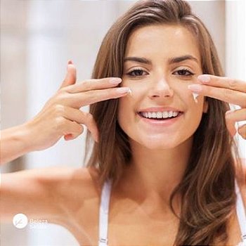 Uplevity + Dmae - Sustentação Facial e Anti-Rugas - 100g