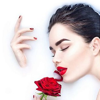 Vitamina B6 + Vitamina B5 + Vitamina E + Vitamina C + Cromo + Selênio + Zinco : Pele Facial Renovada - Flacidez e Rugas - 150 Cápsulas