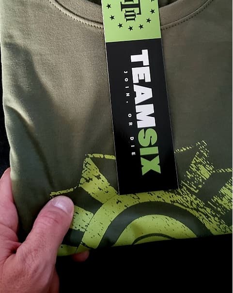 Camiseta TEAM SIX