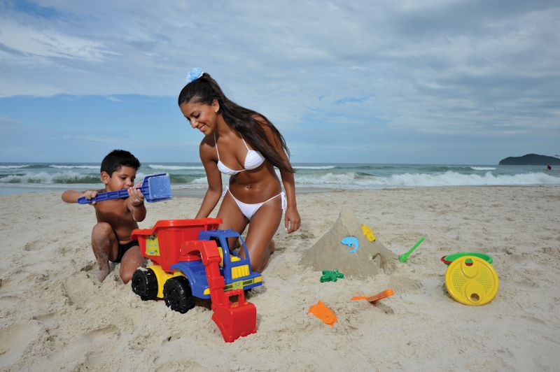 Brinquedo Caminhão Truck Praia Com 11 Peças e Caçamba - TudodeFerramentas -  Levando Praticidade ao seu Dia a Dia