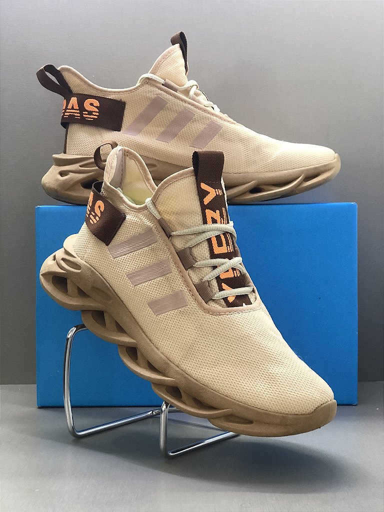 yeezy primeira linha