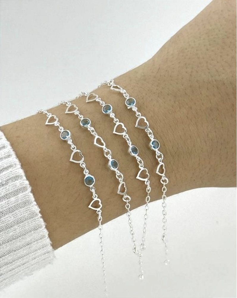 Pulseira Coração Vazado Ponto Luz azul claro 18cm