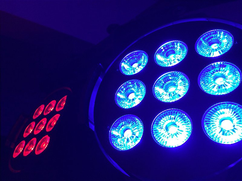 Kit 4 x Optipar LED [Modelo 9-Leds de 18W] (Aluguel 24h)