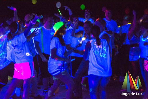 Neon Party 2 - Kit de Luz Negra (Aluguel 24h)