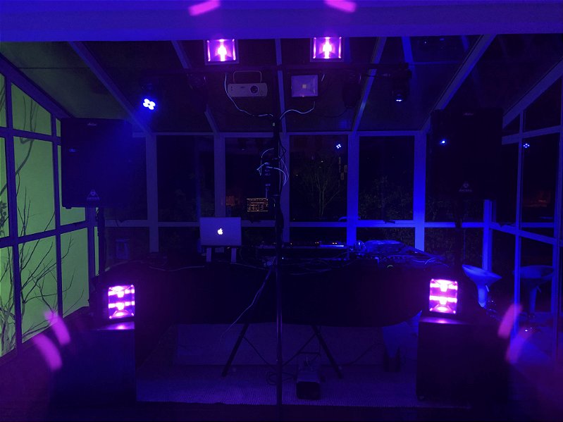 DJ Alysson Flash Back Anos 70, 80 e 90 com Som e Iluminação Completa