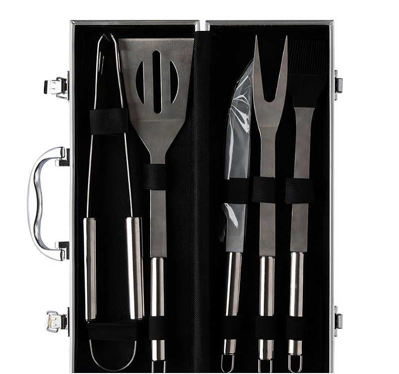 KIT CHURRASCO 5 PEÇAS COM MALETA DE ALUMÍNIO - CLINK
