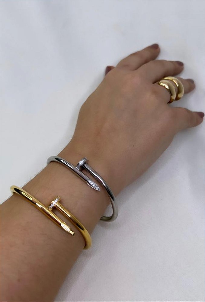 Bracelete Prego Inspiração Cartier Cravejado Banho Dourado Ouro 18K e Banho Rodium Negro- Semijoia