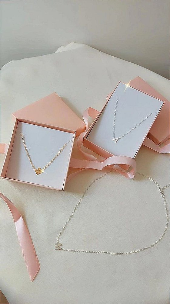 Colar Com Letra/ Inicial Personalizado - Semijoia Banhada em Ouro 18K ou no Banho Prata