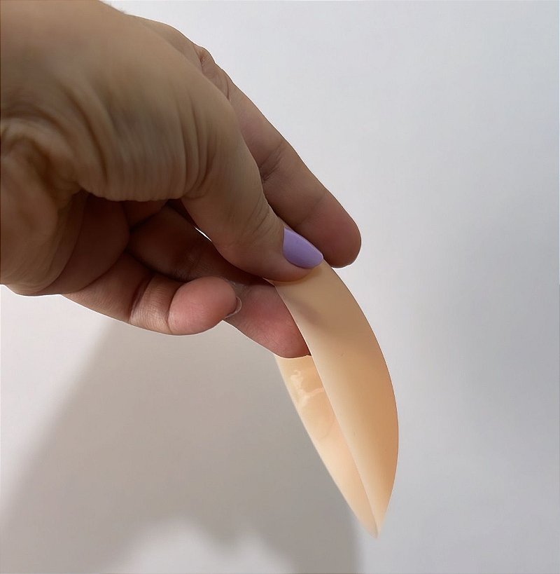 Protetor de Mamilo Fininho, Discreto e Reutilizável - Tapa Peito Adesivo Colante - Tapa Mamilo de Seios /Peito de Silicone Bodys Cake