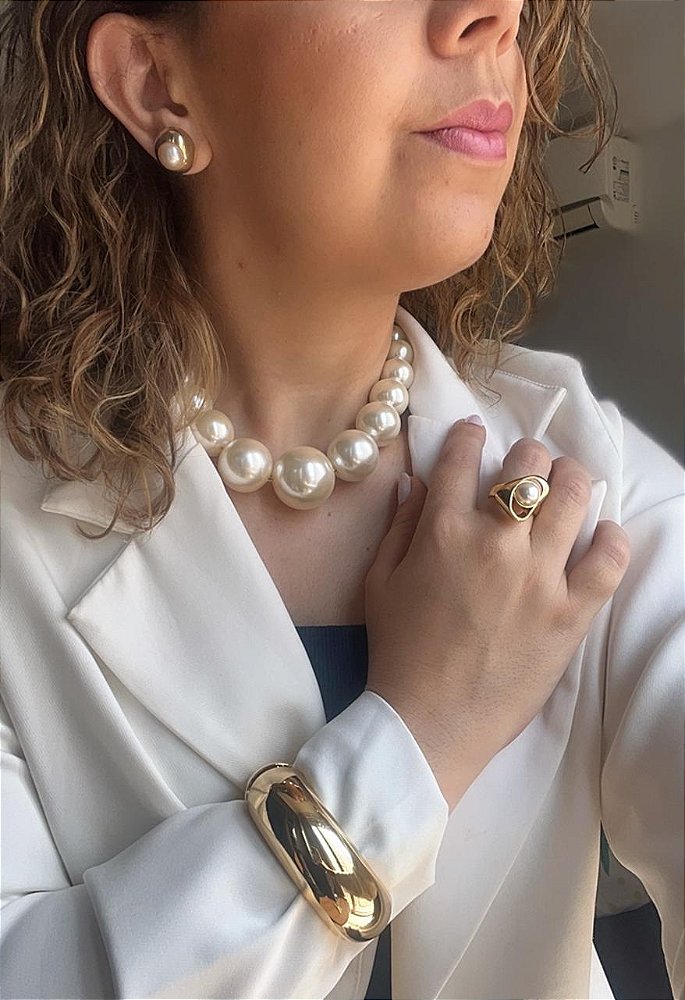 Brinco Olga de Perola - Semijoia Banhada a Ouro 18K