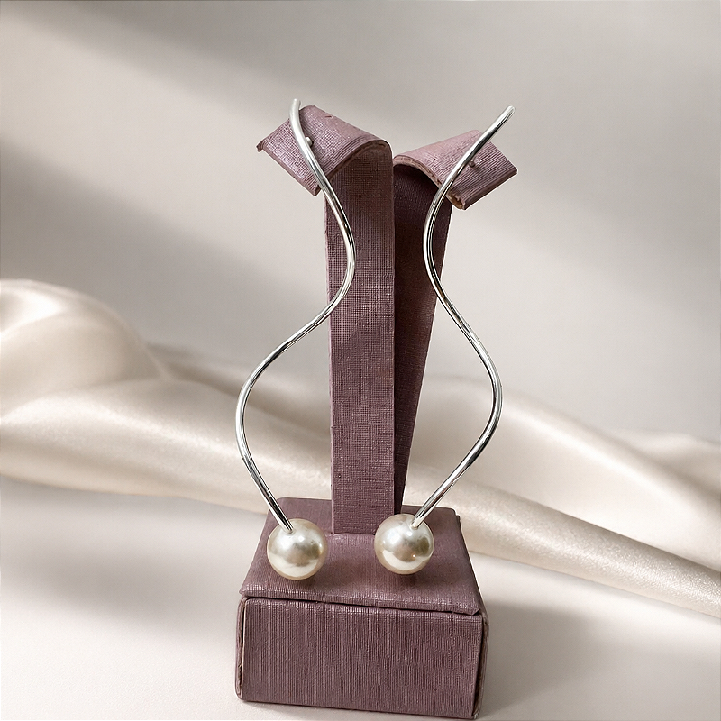 Brinco Fio de Perola - Semijoia Banhada a Ouro 18k ou Prata 925