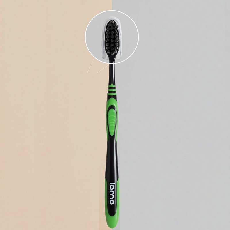 Escova Dental Adulto Macia com Capa Protetora Iamo YS43473 - Pcte c/ 12 unid