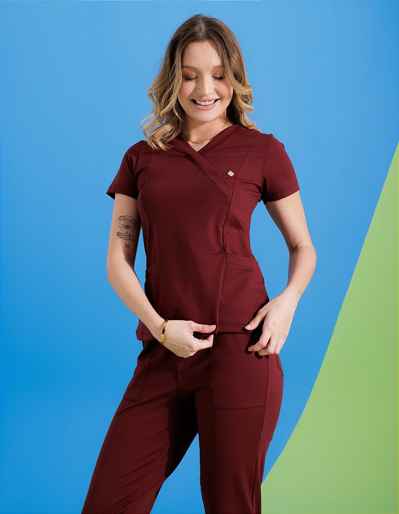 Scrub Feminino Moove Marsala — foto 4