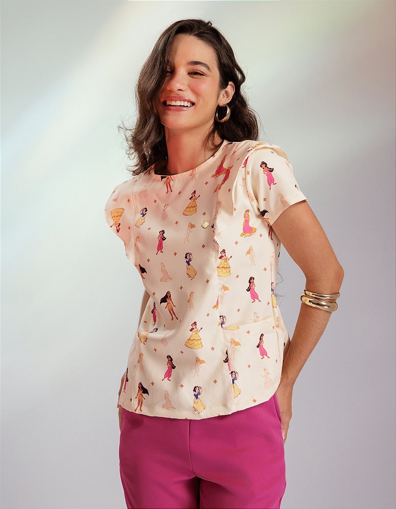 Scrub Feminino Laila Estampa Princesas — foto 12