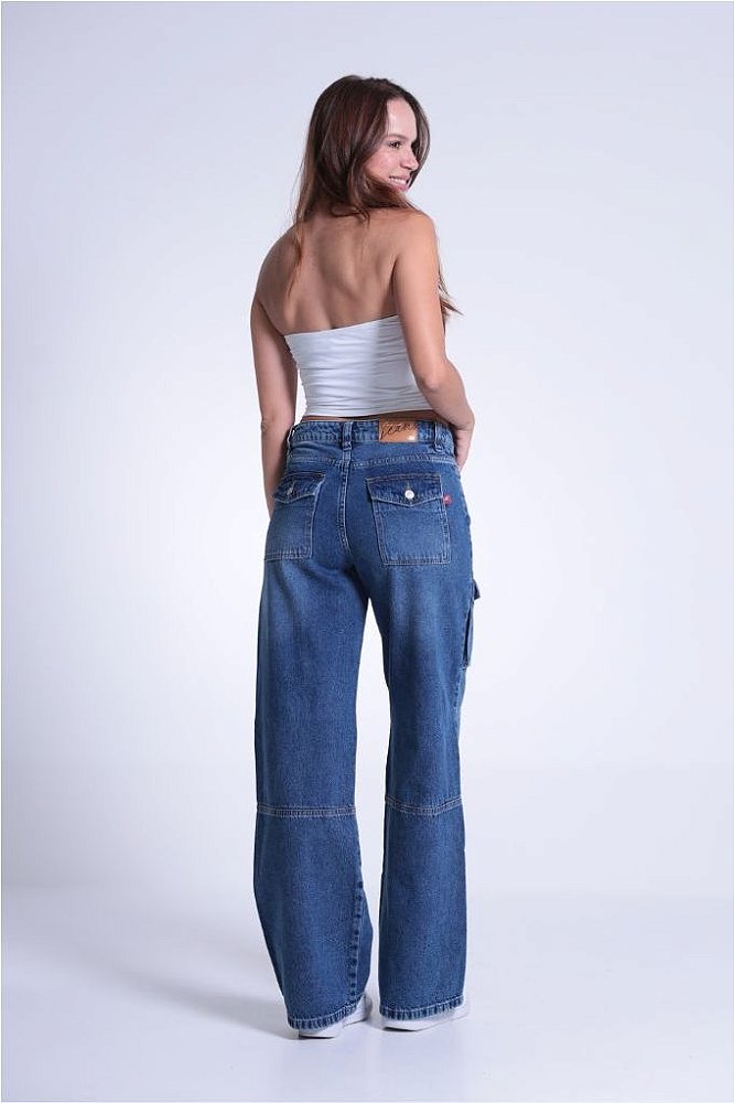 Calça Jeans Wide Leg Bolso Cargo Com Recorte Revanche