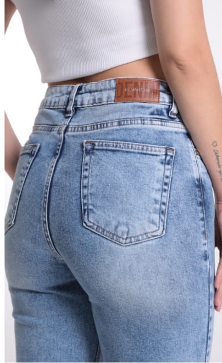Calça Jeans Mom Barra Normal Revanche Azul