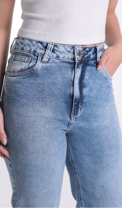 Calça Jeans Mom Barra Normal Revanche Azul
