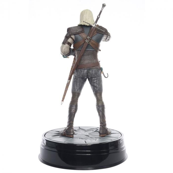 Geralt Hearts Of Stone Figure - The Witcher Wild Hunt  Dark Horse