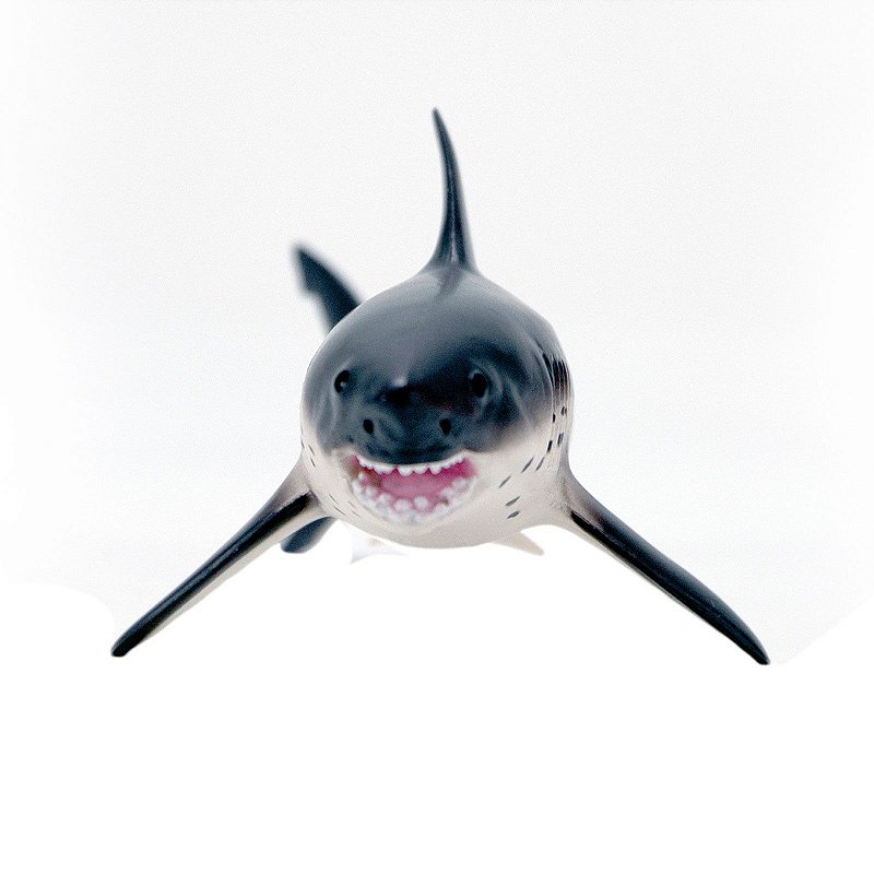 Figura Tubarão Salmão Safari Ltd.