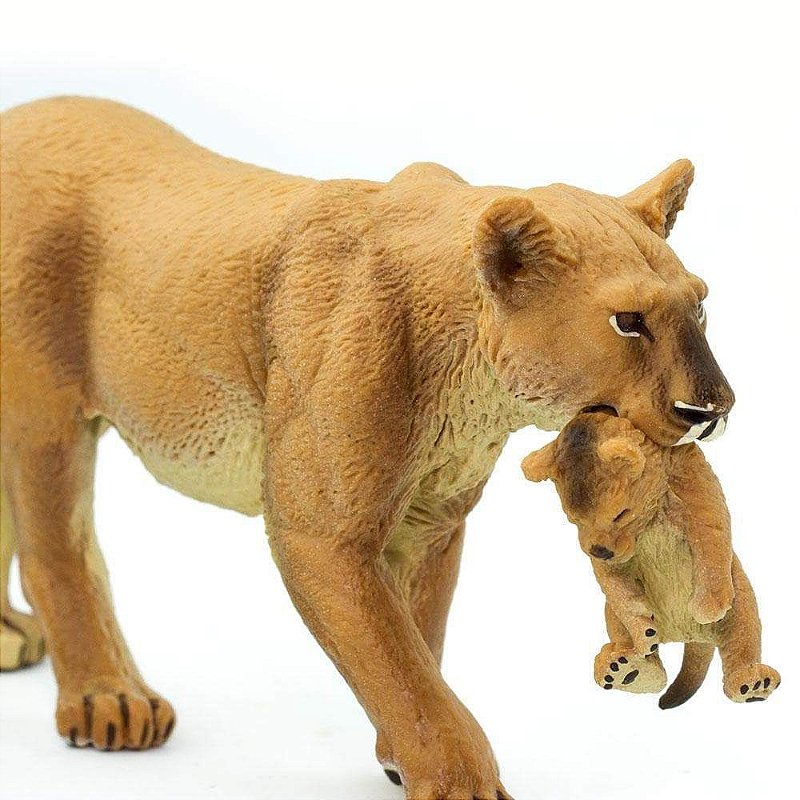 Figura Leoa com filhote Safari Ltd.