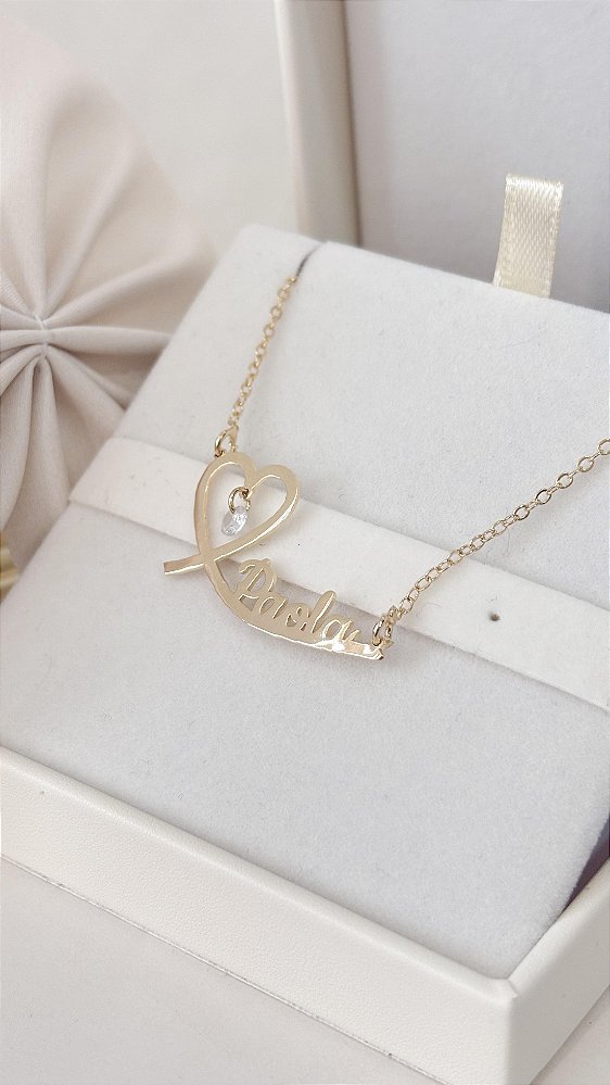 Colar Personalizado com Nome e Coração Com Pequeno Cristal - Banho de Ouro 18k