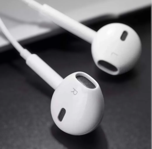 Fones de Ouvido com Fio Premium, Compátivel com Lightning, iOS - iPhone 5, 6, 7, 7, 8, X, 11, 12, 13, 14, 15 E 16 com Microfone e Controle de Volume, Graves Aprimorados, Modelo 1° Geração