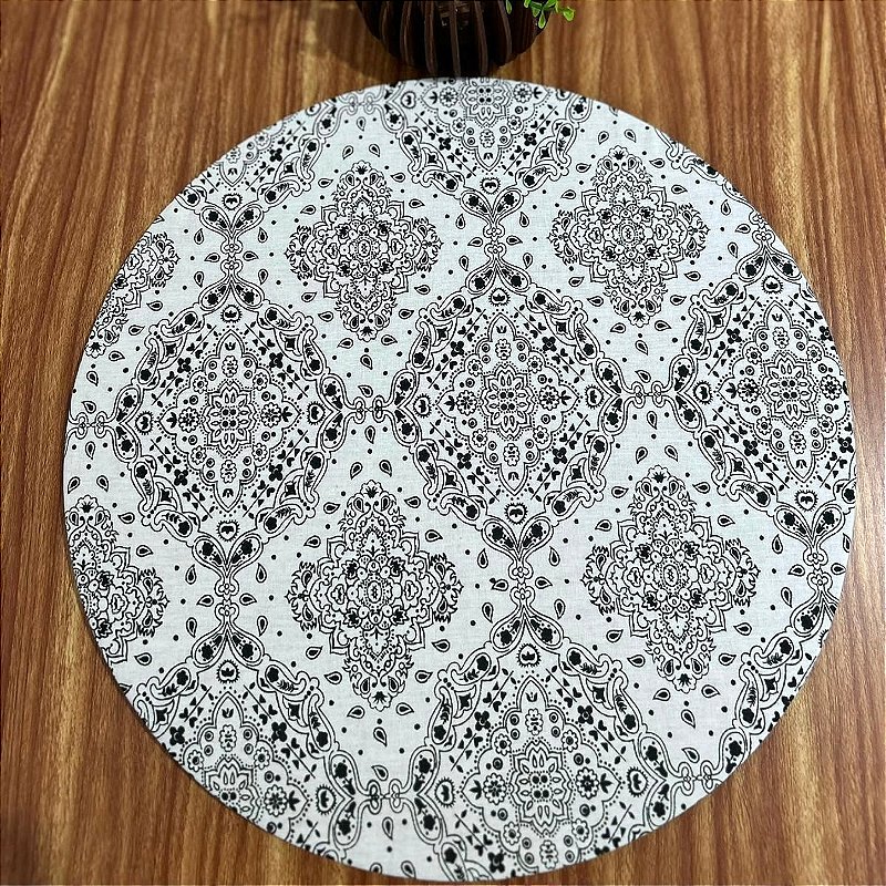 Capa de Sousplat Mandala Preto e Branco