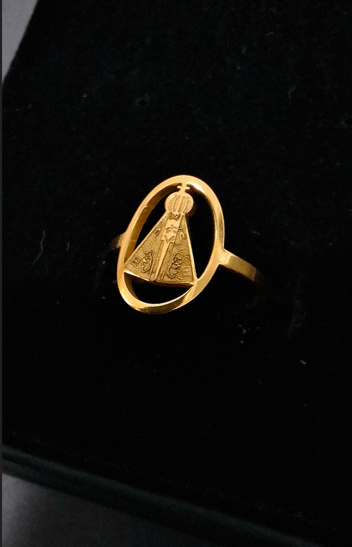 ANEL NOSSA SENHORA APARECIDA EM AÇO DOURADO