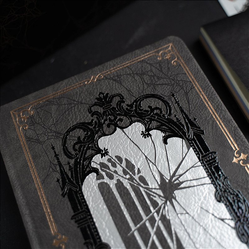 Halloween Box: Whispering Walls - Archer & Olive