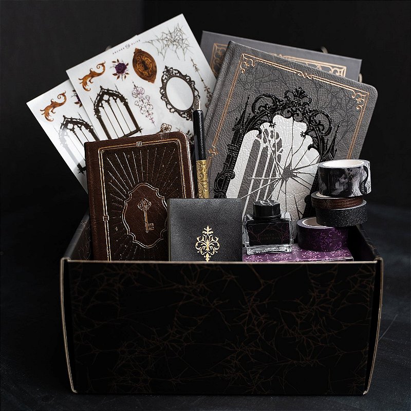 Halloween Box: Whispering Walls - Archer & Olive