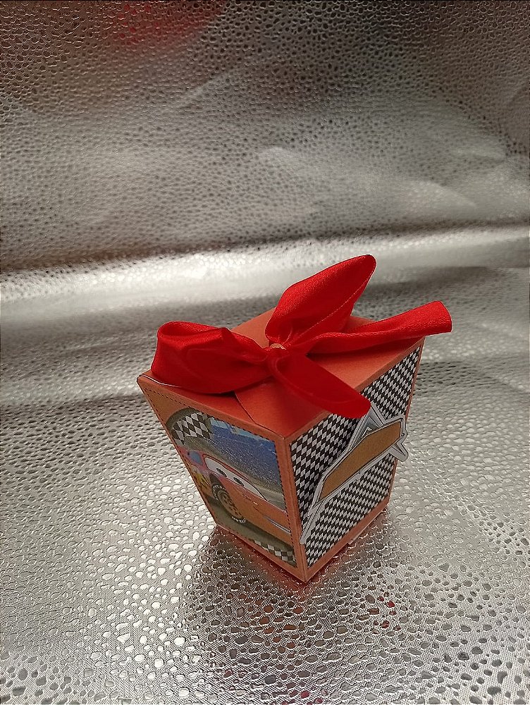 Kit Caixinhas Personalizadas Carros Relâmpagos