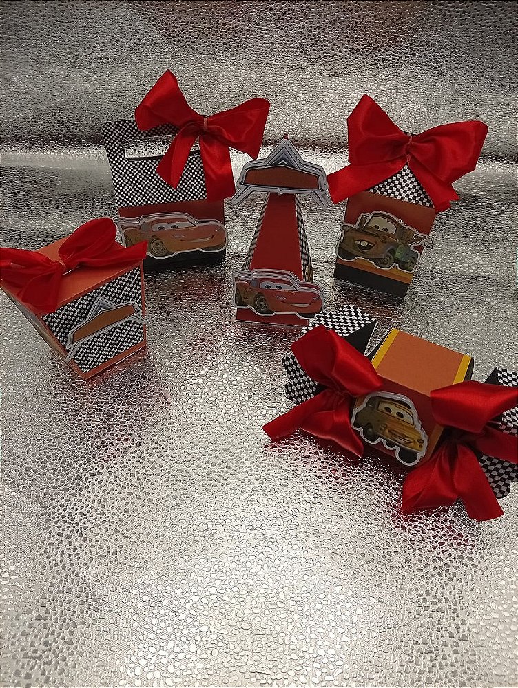 Kit Caixinhas Personalizadas Carros Relâmpagos