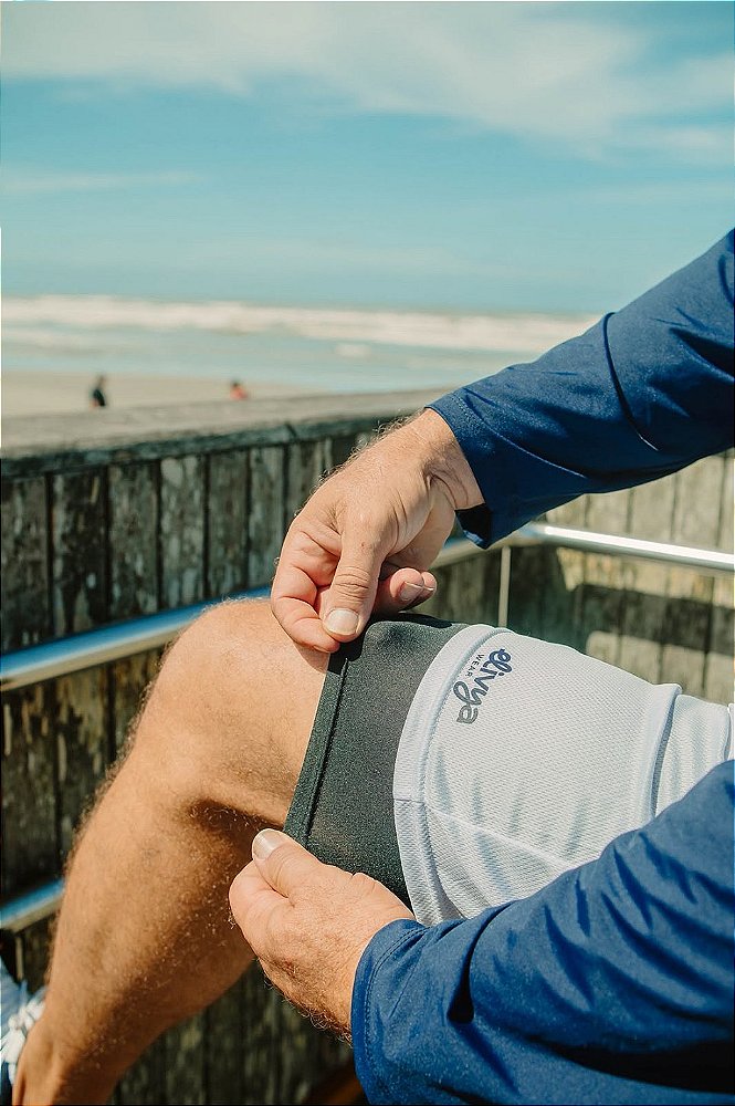 Shorts Masculino - com compressão