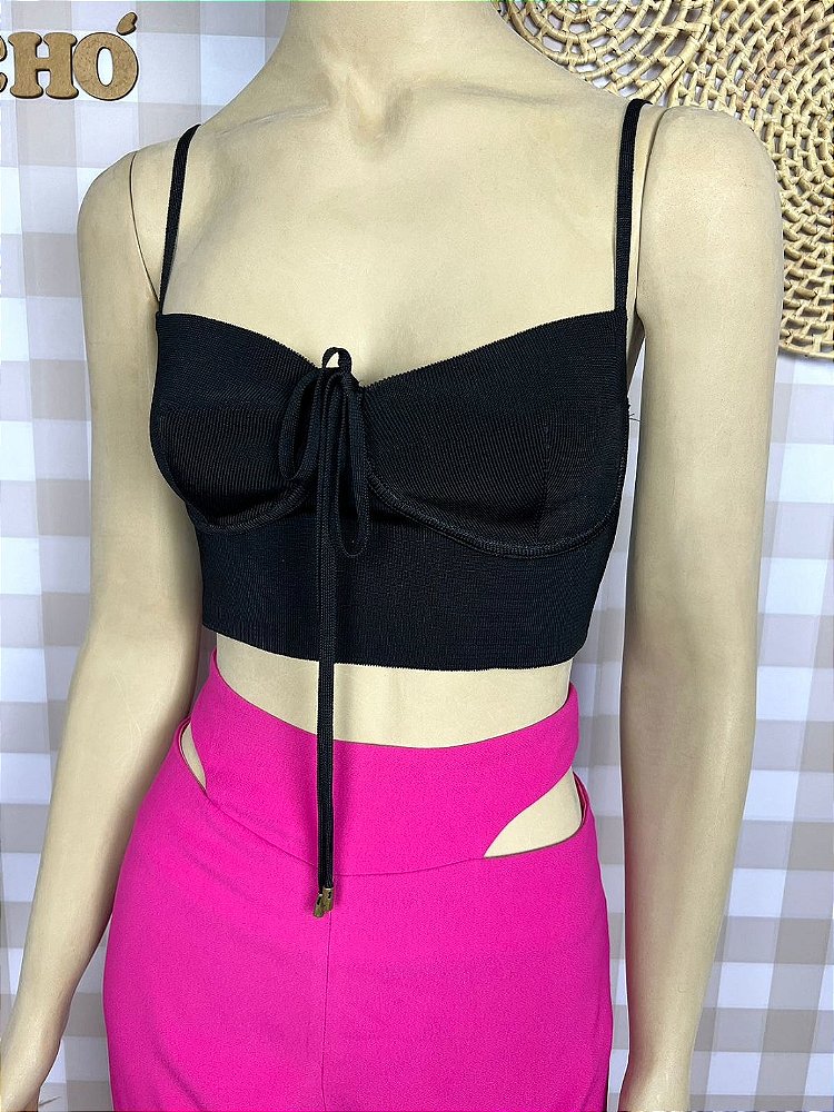 Cropped Nati Vozza Preto Tam M