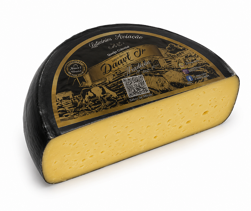 Parmesão fresco capa preta