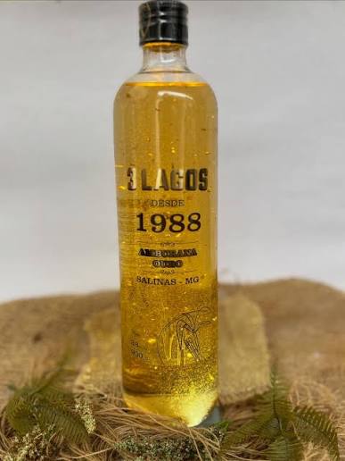 Cachaça ouro amburana