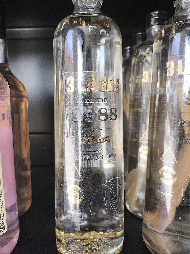 Cachaça prata com ouro salinas
