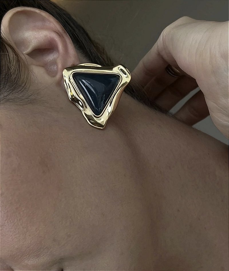 Brinco Botão Triângulo Azul Banho de Ouro
