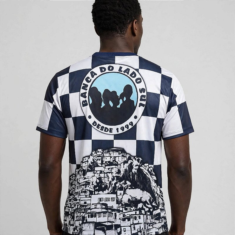 T-shirt Xadrez Azul e Branca Estampa BDLS Família B.D.L.S