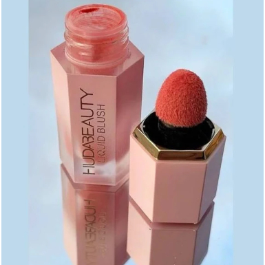 Blush Líquido Hudabeauty (Alta Pigmentação e Efeito Natural)