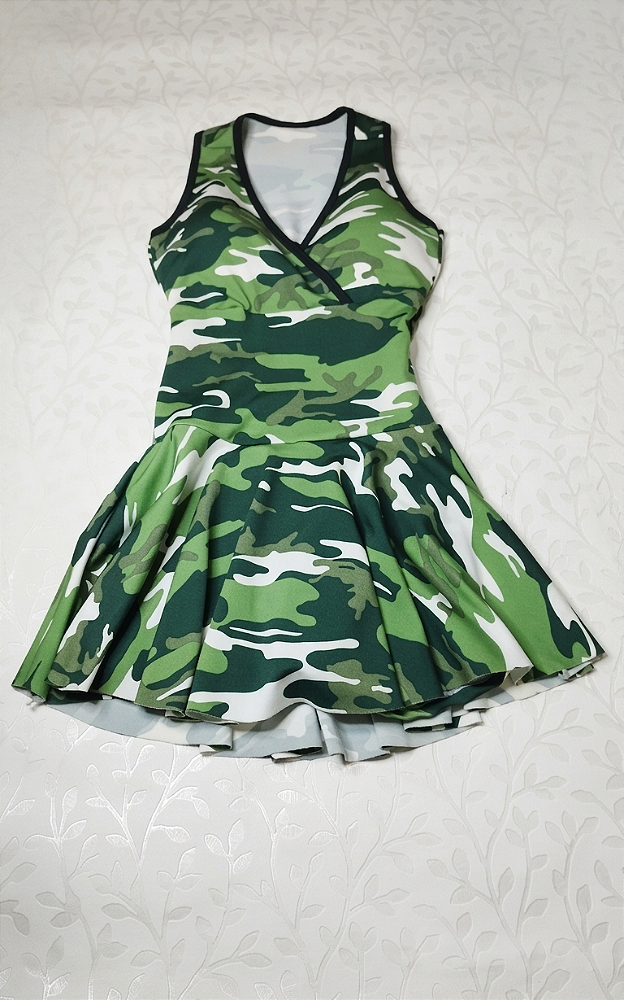 MACACÂO SAIA\SHORTS FITNESS CAMUFLADO: