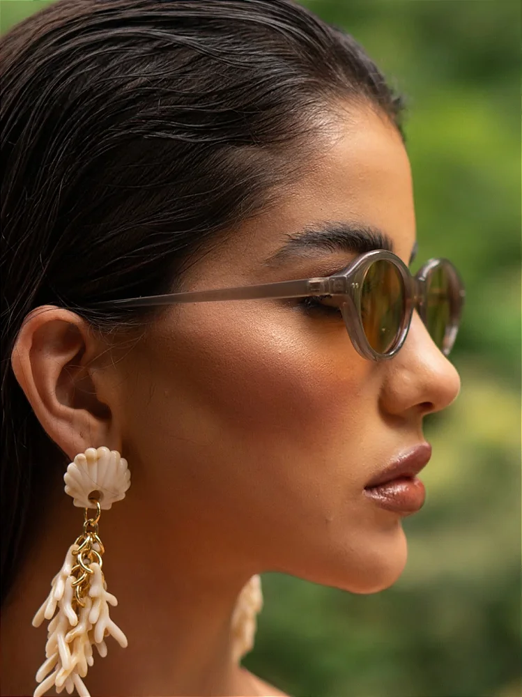 Óculos de sol premiun Marbela oval marron nude translucido - acetato