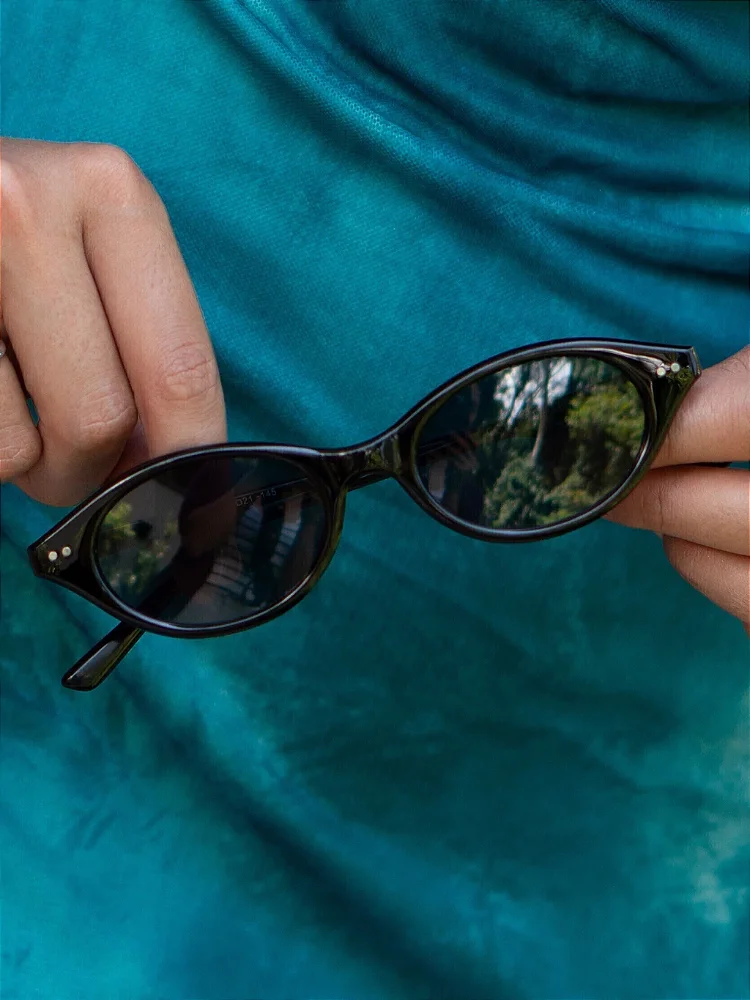 Óculos de sol premiun Marbela oval preto - acetato