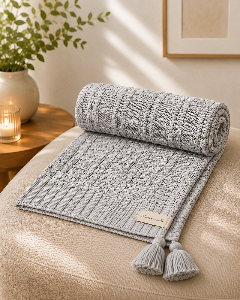 Manta para Sofa e Peseira de Cama em Trico Mademoiselle Cinza